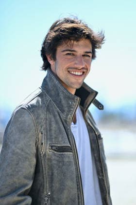 p tain De Soiree Photocall - The 9th Cannes Series International Festival. FC CANNES, FRANCE - APRIL 23 Leo Vazzoler attends the P tain De Soiree Photocall at the 9th Cannes Series International Festival at Plage Du Majestic on April 23, 2026 in Cannes, France.. Photo by Franck Castel ABACAPRESS.COM Cannes France  Copyright: xCastelxFranck ABACAx