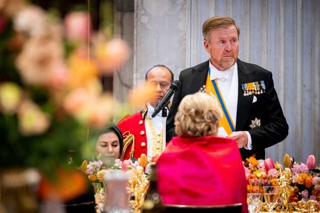Royal Couple Offers Corps Diplomatic Dinner, Amsterdam - 23 Apr 2026 King Willem-Alexander and Queen Maxima at the Corps Diplomatique for a gala dinner at the Royal Palace Amsterdam. Amsterdam The Netherlands  Copyright: xMischaxSchoemakerx
