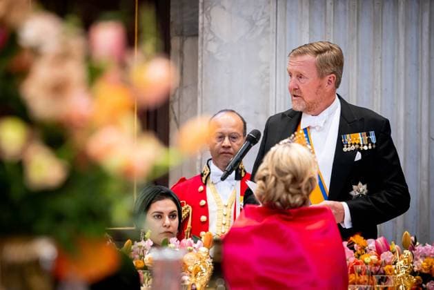 Royal Couple Offers Corps Diplomatic Dinner, Amsterdam - 23 Apr 2026 King Willem-Alexander and Queen Maxima at the Corps Diplomatique for a gala dinner at the Royal Palace Amsterdam. Amsterdam The Netherlands  Copyright: xMischaxSchoemakerx