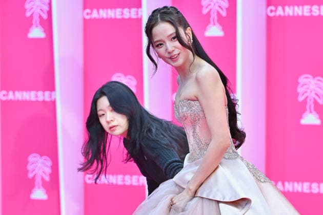 Opening Pink Carpet - The 9th Cannes Series International Festival. FC CANNES, FRANCE - APRIL 23 Jisoo attends the Opening Pink Carpet at the 9th Cannes Series International Festival on April 23, 2026 in Cannes, France.Photo by Franck Castel ABACAPRESS.COM Cannes France  Copyright: xCastelxFranck ABACAx