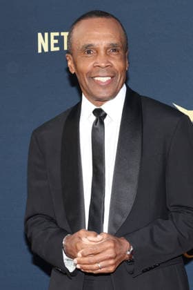 April 23, 2026, Los Angeles, Ca, USA: LOS ANGELES - APR 18: Sugar Ray Leonard at the AFI Lifetime Achievement Award: A Tribute Celebrating Eddie Murphy at the Dolby Theater on April 18, 2026 in Los Angeles, CA Los Angeles USA  - ZUMAnc22 20260423_zaa_nc22_231 Copyright: xKathyxHutchinsx
