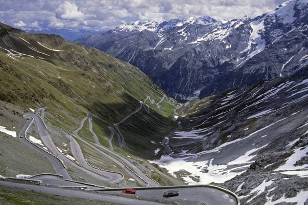 Berglandschaft am Stilfser Joch, Südtirol Mountain landscape on the Stelvio Pass, South Tyrol Copyright: imageBROKER LotharxHinz ibliqx17334744.jpg