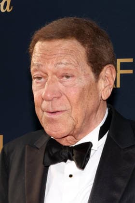 April 23, 2026, Los Angeles, Ca, USA: LOS ANGELES - APR 18: Joe Piscopo at the AFI Lifetime Achievement Award: A Tribute Celebrating Eddie Murphy at the Dolby Theater on April 18, 2026 in Los Angeles, CA Los Angeles USA  - ZUMAnc22 20260423_zaa_nc22_197 Copyright: xKathyxHutchinsx