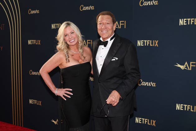 April 23, 2026, Los Angeles, Ca, USA: LOS ANGELES - APR 18: Guest, Joe Piscopo at the AFI Lifetime Achievement Award: A Tribute Celebrating Eddie Murphy at the Dolby Theater on April 18, 2026 in Los Angeles, CA Los Angeles USA  - ZUMAnc22 20260423_zaa_nc22_165 Copyright: xKathyxHutchinsx