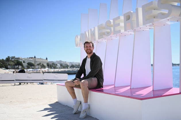 9th Cannes Series - Harvest Photocall. FC CANNES, FRANCE - APRIL 24 Elliott Crosset Hove attends the Harvest Photocall at the 9th Canneseries International Festival on April 24, 2026 in Cannes, France.. Photo by Franck Castel ABACAPRESS.COM Cannes France  Copyright: xCastelxFranck ABACAx