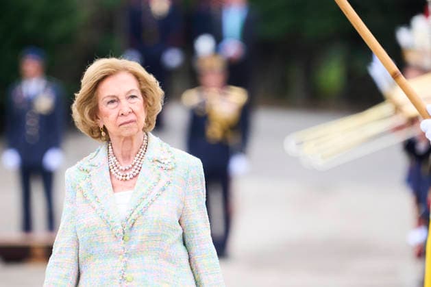 Queen Sofia attends Oath or pledge of allegiance to the Spanish flag by civilian staff The former Queen Sofia attends Oath or pledge of allegiance to the Spanish flag by civilian staff at Cuartel de El Rey on April 24, 2026 in Madrid, Spain Photo by IMAGO MPG Madrid Cuartel de El Rey Madrid Spain  Copyright: xMPGx