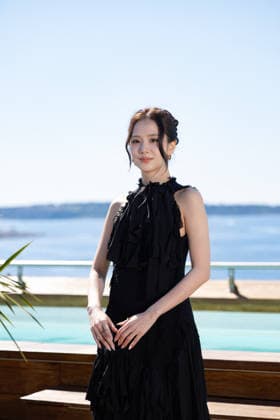 9th Cannes Series - Jisoo Photocall Jisoo attends a photocall at Hôtel Majestic during the 9th Canneseries International Festival on April 24, 2026 in Cannes, France. Photo by Shootpix ABACAPRESS.COM Cannes Provence-Alpes-Cote d Azur France  Copyright: xShootpix ABACAx