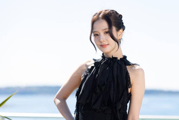 9th Cannes Series - Jisoo Photocall Jisoo attends a photocall at Hôtel Majestic during the 9th Canneseries International Festival on April 24, 2026 in Cannes, France. Photo by Shootpix ABACAPRESS.COM Cannes Provence-Alpes-Cote d Azur France  Copyright: xShootpix ABACAx