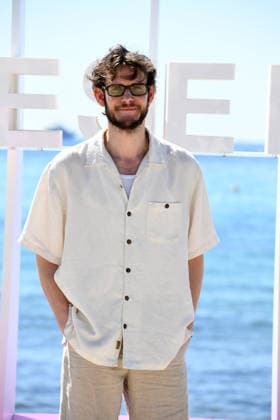 Harvest Photocall - The 9th Canneseries International Festival in France - 24 Apr 2026 Simon Bennebjerg attends the Harvest Photocall at the 9th Canneseries International Festival. Cannes France Copyright: xGianluigixJoriox xSOPAxImagesx GJORIO_Harvest__23607