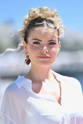 9th Cannes Series - Romane Jimonet, AKA Romy Photocall. FC CANNES, FRANCE - APRIL 24 Romane Jimonet, AKA Romy, attends the Romy Photocall at the 9th Canneseries International Festival on April 24, 2026 in Cannes, France. . Photo by Franck Castel ABACAPRESS.COM Cannes France  Copyright: xCastelxFranck ABACAx