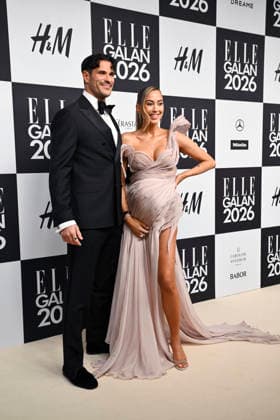 STOCKHOLM, SWEDEN 20260424 Aleksandar Subosic and Kenza Zouiten arrive at the Elle gala at the Grand Hotel on Friday STOCKHOLM SWEDEN x10080x  Copyright: xFredrikxSandberg TTx ELLE GALAN 2026 AwyBMPfmOl0