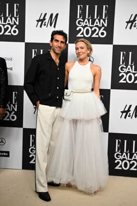 STOCKHOLM, SWEDEN 20260424 Josef Fares and Josefin Dahlberg arrive at the Elle gala at the Grand Hotel on Friday STOCKHOLM SWEDEN x10080x  Copyright: xFredrikxSandberg TTx ELLE GALAN 2026 Cp_DgihFWK0