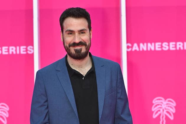 Pink Carpet - The 9th Canneseries International Festival - Day 2. FC CANNES, FRANCE - APRIL 24 Simon Astier attends Day Two of the 9th Canneseries International Festival on April 24, 2026 in Cannes, France. Photo by Franck Castel ABACAPRESS.COM Cannes France  Copyright: xCastelxFranck ABACAx