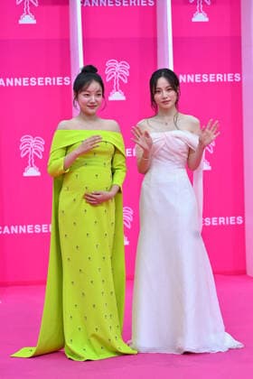 Pink Carpet - The 9th Canneseries International Festival - Day 2. FC CANNES, FRANCE - APRIL 24 Moon Ji-in and Bae Yoon-kyung attends Day Two of the 9th Canneseries International Festival on April 24, 2026 in Cannes, France. Photo by Franck Castel ABACAPRESS.COM Cannes France  Copyright: xCastelxFranck ABACAx