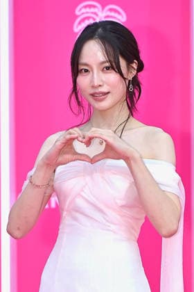 Pink Carpet - The 9th Canneseries International Festival - Day 2. FC CANNES, FRANCE - APRIL 24 Bae Yoon-kyung attends Day Two of the 9th Canneseries International Festival on April 24, 2026 in Cannes, France. Photo by Franck Castel ABACAPRESS.COM Cannes France  Copyright: xCastelxFranck ABACAx