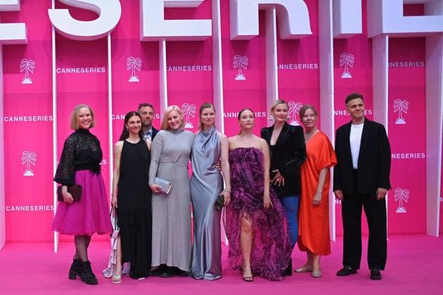 Pink Carpet - The 9th Canneseries International Festival - Day 2. FC CANNES, FRANCE - APRIL 24 Kreeta Salminen, Jemina Jokisalo, Roosa Söderholm, Sannah Nedergard, Reetta Ylä-Rautio, Akseli Tuomivaara, and guests attends Day Two of the 9th Canneseries International Festival on April 24, 2026 in Cannes, France. Photo by Franck Castel ABACAPRESS.COM Cannes France  Copyright: xCastelxFranck ABACAx