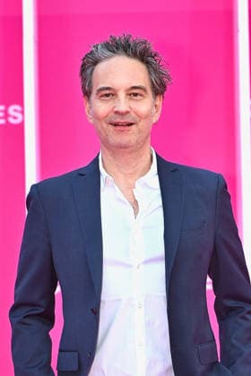 Pink Carpet - The 9th Canneseries International Festival - Day 2. FC CANNES, FRANCE - APRIL 24 Jeff Russo attends Day Two of the 9th Canneseries International Festival on April 24, 2026 in Cannes, France. Photo by Franck Castel ABACAPRESS.COM Cannes France  Copyright: xCastelxFranck ABACAx