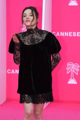 Pink Carpet - The 9th Canneseries International Festival in Cannes, France - 24 Apr 2026 Zoé Adjani-Vallat attends Day Two of the 9th Canneseries International Festival in Cannes. Pink Carpet - The 9th Canneseries International Festival - Day 2.April 24, 2026 Cannes France Copyright: xGianluigixJoriox xSOPAxImagesx GJorio_24,Pink Canneserie_24201
