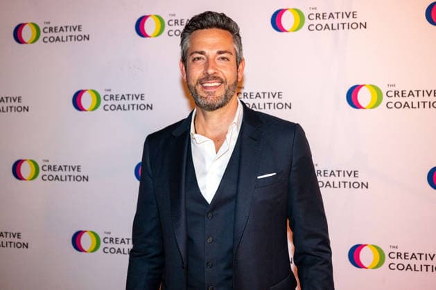 April 24, 2026, Washington, District Of Columbia, USA: WASHINGTON, District of Columbia, USA, 24 April 2026: Zachary Levi poses on the red carpet during The Creative Coalition Night Before Dinner ahead of the White House CorrespondentsÃ¢â‚¬â ¢ Dinner weekend at PubKey in Washington, DC, USA. Washington USA - ZUMAk206 20260424_znp_k206_003 Copyright: xMattxKaminskyx