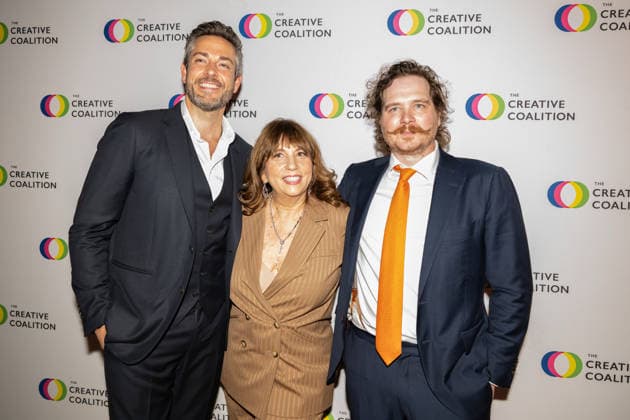 April 24, 2026, Washington, District Of Columbia, USA: WASHINGTON, District of Columbia, USA, 24 April 2026: Zachary Levi and Robin Bronk pose with an attendee on the red carpet during The Creative Coalition Night Before Dinner ahead of the White House CorrespondentsÃ¢â‚¬â ¢ Dinner weekend at PubKey in Washington, DC, USA. Washington USA - ZUMAk206 20260424_znp_k206_010 Copyright: xMattxKaminskyx