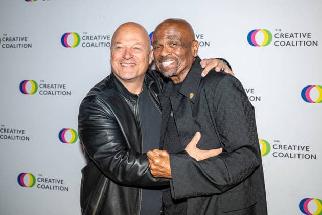 April 24, 2026, Washington, District Of Columbia, USA: WASHINGTON, District of Columbia, USA, 24 April 2026: Michael Chiklis and William Stanford Davis pose on the red carpet during The Creative Coalition Night Before Dinner ahead of the White House CorrespondentsÃ¢â‚¬â ¢ Dinner weekend at PubKey in Washington, DC, USA. Washington USA - ZUMAk206 20260424_znp_k206_035 Copyright: xMattxKaminskyx