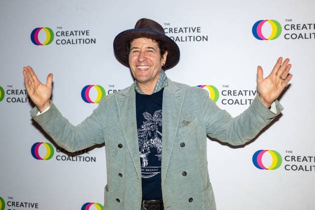 April 24, 2026, Washington, District Of Columbia, USA: WASHINGTON, District of Columbia, USA, 24 April 2026: Rob Morrow poses on the red carpet during The Creative Coalition Night Before Dinner ahead of the White House CorrespondentsÃ¢â‚¬â ¢ Dinner weekend at PubKey in Washington, DC, USA. Washington USA - ZUMAk206 20260424_znp_k206_043 Copyright: xMattxKaminskyx