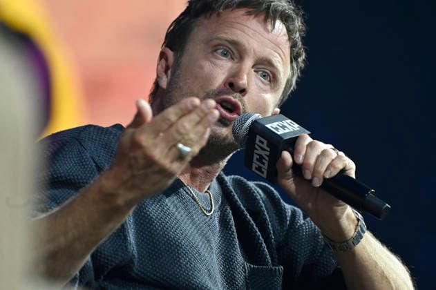 April 24, 2026, Mexico City, Ciudad de Mexico, Mexico: Aaron Paul speaks during a conference as part of pop culture festival CCXP Comic Con Experience at Centro Banamex on April 24, 2026 in Mexico City, Mexico. Mexico City Mexico - ZUMAe321 20260424_zea_e321_108 Copyright: xCarlosxTischlerx