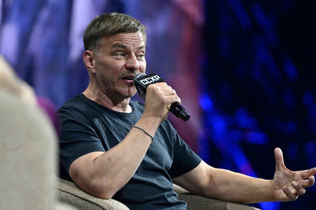 April 24, 2026, Mexico City, Ciudad de Mexico, Mexico: Tom Wlaschiha speaks during a conference as part of pop culture festival CCXP Comic Con Experience at Centro Banamex on April 24, 2026 in Mexico City, Mexico. Mexico City Mexico - ZUMAe321 20260424_zea_e321_111 Copyright: xCarlosxTischlerx