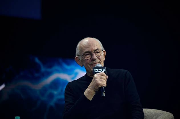 April 24, 2026, Mexico City, Ciudad de Mexico, Mexico: Christopher Lloyd speaks during a keynote address as part of pop culture festival CCXP Comic Con Experience at Centro Banamex on April 24, 2026 in Mexico City, Mexico. Mexico City Mexico - ZUMAe321 20260424_zea_e321_109 Copyright: xCarlosxTischlerx