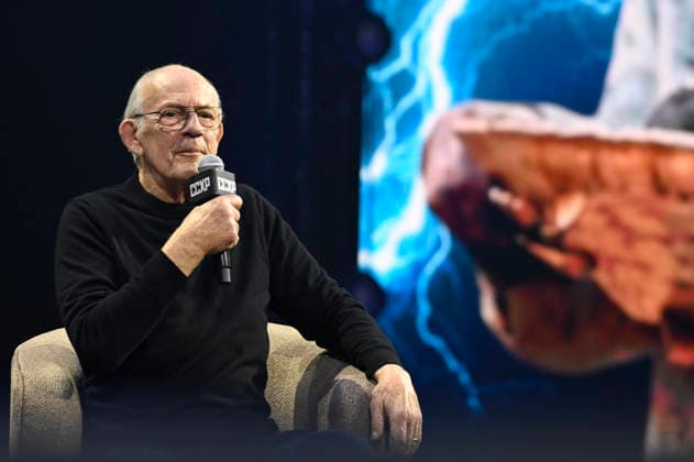 April 24, 2026, Mexico City, Ciudad de Mexico, Mexico: Christopher Lloyd speaks during a keynote address as part of pop culture festival CCXP Comic Con Experience at Centro Banamex on April 24, 2026 in Mexico City, Mexico. Mexico City Mexico - ZUMAe321 20260424_zea_e321_052 Copyright: xCarlosxTischlerx