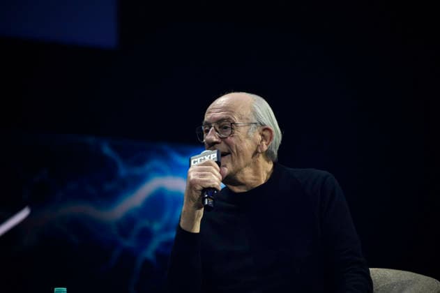 April 24, 2026, Mexico City, Ciudad de Mexico, Mexico: Christopher Lloyd speaks during a keynote address as part of pop culture festival CCXP Comic Con Experience at Centro Banamex on April 24, 2026 in Mexico City, Mexico. Mexico City Mexico - ZUMAe321 20260424_zea_e321_029 Copyright: xCarlosxTischlerx