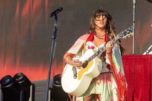April 24, 2026, Indio, California, U.S: Musician ELLA LANGLEY during Stagecoach Music Festival at Empire Polo Club in Indio, California Indio U.S  - ZUMAs135 20260424_zap_s135_033 Copyright: xDanielxDeSloverx