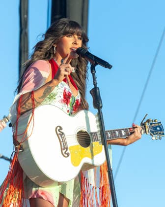 April 24, 2026, Indio, California, U.S: Musician ELLA LANGLEY during Stagecoach Music Festival at Empire Polo Club in Indio, California Indio U.S  - ZUMAs135 20260424_zap_s135_028 Copyright: xDanielxDeSloverx