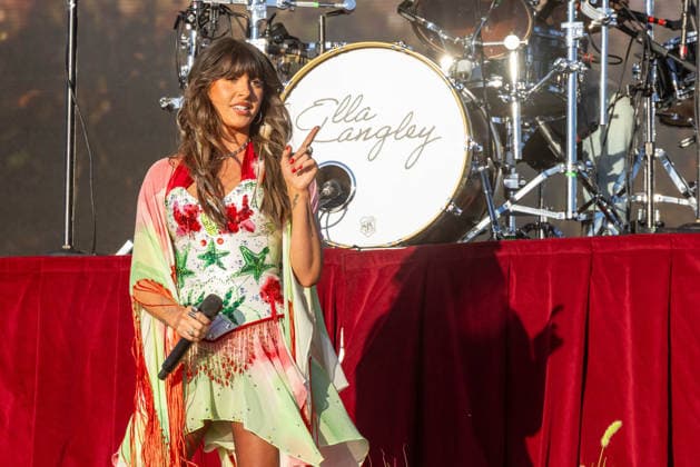 April 24, 2026, Indio, California, U.S: Musician ELLA LANGLEY during Stagecoach Music Festival at Empire Polo Club in Indio, California Indio U.S  - ZUMAs135 20260424_zap_s135_013 Copyright: xDanielxDeSloverx