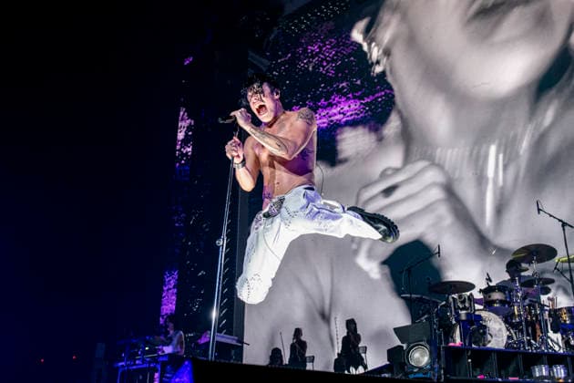 Yungblud performing live at The O2, London 24 April 2026 YUNGBLUD (Dominic Richard Harrison) is an English singer, songwriter, and actor. He is know for his outlandish shows and outfits. He has released two albums - his most recent Weird!, was released in late 20 and peaked atop the UK Albums Chart, and reached number 75 on the US Billboard 200. He appeared in Emmerdale and The Lodge before beginning his music career This tour is called: Idols - The World Tour for his third album of the same name, Credit:Dafydd Owen Avalon The O2 Arena, North Greenwich, London  Copyright: xDafyddxOwenx xAvalonx 1094127804