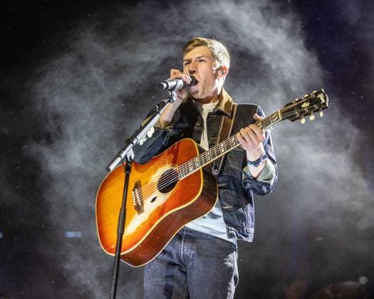 April 24, 2026, Indio, California, U.S: Musician SAM BARBER during Stagecoach Music Festival at Empire Polo Club in Indio, California Indio U.S  - ZUMAs135 20260424_zap_s135_040 Copyright: xDanielxDeSloverx