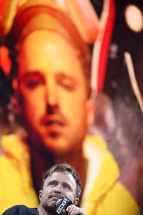 April 24, 2026, Mexico City, Ciudad de Mexico, Mexico: Aaron Paul speaks during a conference as part of pop culture festival CCXP Comic Con Experience at Centro Banamex on April 24, 2026 in Mexico City, Mexico. Mexico City Mexico  - ZUMAe321 20260424_zea_e321_013 Copyright: xCarlosxTischlerx
