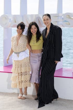 The 9th Canneseries International Festival - Many People Need To Die Photocall Macarena GarcIa, Anna Castillo and Laura Weissmahr attend the Many People Need To Die Photocall at the 9th Canneseries International Festival at Plage Du Majestic on April 25, 2026 in Cannes, France. Photo by Shootpix ABACAPRESS.COM Cannes France  Copyright: xShootpix ABACAx