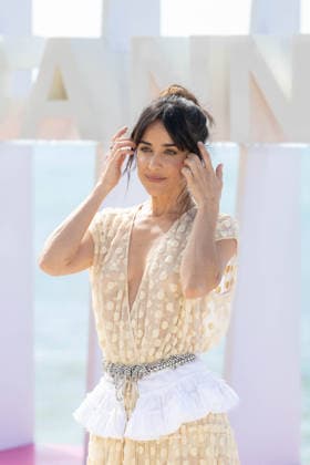 The 9th Canneseries International Festival - Many People Need To Die Photocall Macarena GarcIa attends the Many People Need To Die Photocall at the 9th Canneseries International Festival at Plage Du Majestic on April 25, 2026 in Cannes, France Photo by Shootpix ABACAPRESS.COM Cannes France  Copyright: xShootpix ABACAx