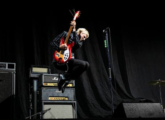 The Molotovs performing live at The O2, London 24 April 2026 The Molotovs performing live at The O2, London 24 April 2026 Matt Cartlidge, singer, guitarist The Molotovs are an English rock band from London. It consists of the Cartlidge teenage siblings. The band was formed in 20 and initially consisted of the Cartlidge siblings as well as a drummer. Originally called The Mocktales, they adopted their current name a year later, which refers both to the Molotov cocktail and to the band s rebellious energy . With all concert venues closed due to the pandemic, The Molotovs played their first gigs on streets and in parks across London. This allowed them to circumvent the age restrictions of some clubs. The band s aim was to reflect their ador  Copyright: xDafyddxOwenx xAvalonx 1094258375