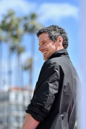 9th Cannes Series - Paris Police 1910 Photocall. FC CANNES, FRANCE - APRIL 25 Jeremie Laheurte attends the Paris Police 1910 Photocall at the 9th Canneseries International Festival at Plage Du Majestic on April 25, 2026 in Cannes, France. Photo by Franck Castel ABACAPRESS.COM Cannes France  Copyright: xCastelxFranck ABACAx