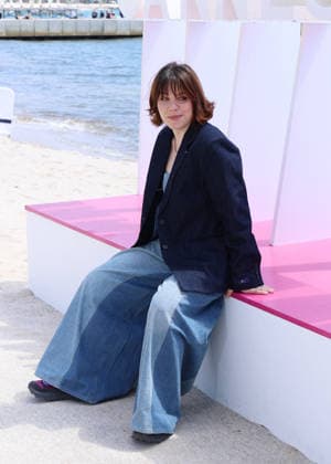 Sophie Marie Larrouy Photocall A Bientôt de te revoir lors de la 9ème édition de CanneSeries sur la plage du Majestic à Cannes le 25 Avril 2026 Denis Guignebourg Bestimage Celebrities on the photocall at the 9th edition of Canneseries in Cannes on 25 04 2026 Cannes France  Copyright: xDenisxGuignebourgx xBestimagexDenisxGuignebourgx xBestimagex
