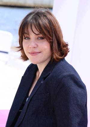 Sophie Marie Larrouy Photocall A Bientôt de te revoir lors de la 9ème édition de CanneSeries sur la plage du Majestic à Cannes le 25 Avril 2026 Denis Guignebourg Bestimage Celebrities on the photocall at the 9th edition of Canneseries in Cannes on 25 04 2026 Cannes France  Copyright: xDenisxGuignebourgx xBestimagexDenisxGuignebourgx xBestimagex