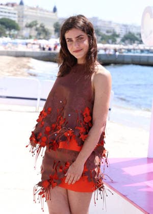 Eugenie Derouand Photocall Paris police 1910 at the 9th edition of CanneSeries on the Majestic beach in Cannes on 25 April 2026 Denis Guignebourg Bestimage Celebrities on the photocall at the 9th edition of Canneseries in Cannes on 25 04 2026 Cannes France  Copyright: xDenisxGuignebourgx xBestimagexDenisxGuignebourgx xBestimagex