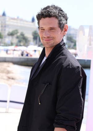 Jérémie Laheurte Photocall Paris police 1910 at the 9th edition of CanneSeries on the Majestic beach in Cannes on 25 April 2026 Denis Guignebourg Bestimage Celebrities on the photocall at the 9th edition of Canneseries in Cannes on 25 04 2026 Cannes France  Copyright: xDenisxGuignebourgx xBestimagexDenisxGuignebourgx xBestimagex