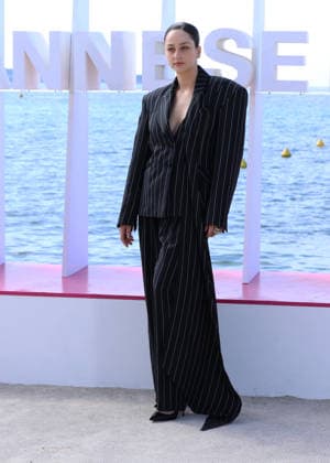 Laura Weissmahr Photocall Many people need to die at the 9th edition of CanneSeries on the Majestic beach in Cannes on 25 April 2026 Denis Guignebourg Bestimage Celebrities on the photocall at the 9th edition of Canneseries in Cannes on 25 04 2026 Cannes France  Copyright: xDenisxGuignebourgx xBestimagexDenisxGuignebourgx xBestimagex