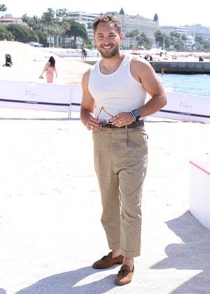 Youcef Agal Photocall Demain nous appartient lors de la 9ème édition de CanneSeries sur la plage du Majestic à Cannes le 25 Avril 2026 Denis Guignebourg Bestimage Celebrities on the photocall at the 9th edition of Canneseries in Cannes on 25 04 2026 Cannes France  Copyright: xDenisxGuignebourgx xBestimagexDenisxGuignebourgx xBestimagex