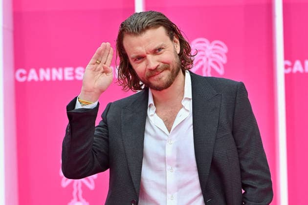 Pink Carpet - The 9th Canneseries International Festival - Day 3. FC CANNES, FRANCE - APRIL 25 Pilou Asbæk attends Day Three of the 9th Canneseries International Festival on April 25, 2026 in Cannes, France. Photo by Franck Castel ABACAPRESS.COM Cannes France  Copyright: xCastelxFranck ABACAx