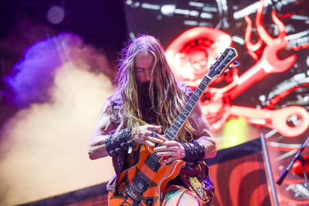 RECORD DATE NOT STATED black label society faz show no bangers open air Sao Paulo (SP), April 25, 2026 - Bangers Open Air Music SP - Black Label Society performs during the first day of the Bangers Open Air festival this Saturday, the 25th, at the Memorial da America Latina in Sao Paulo. This is the biggest metal festival in Brazil, featuring big names in heavy rock from the national and international scene.(Foto: Fabricio Bomjardim Thenews2 imago images) black label society faz show no bangers open air  Copyright: xFabricioxBomjardimx