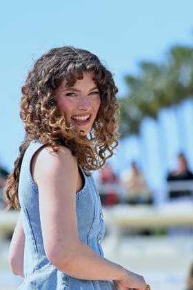 9th Cannes Series - Snake Killer Photocall. FC CANNES, FRANCE - APRIL 25 Mira Elisa Obling attends the Snake Killer Photocall at the 9th Canneseries International Festival at Plage Du Majestic on April 25, 2026 in Cannes, France. Photo by Franck Castel ABACAPRESS.COM Cannes France  Copyright: xCastelxFranck ABACAx